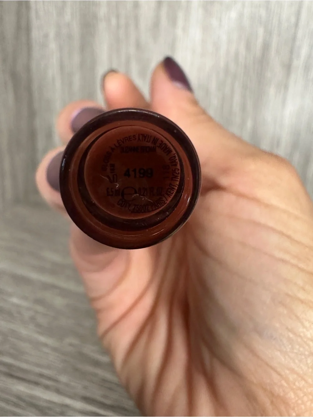 Gucci Hydrating Plumping Lipgloss- Suzanne Brown